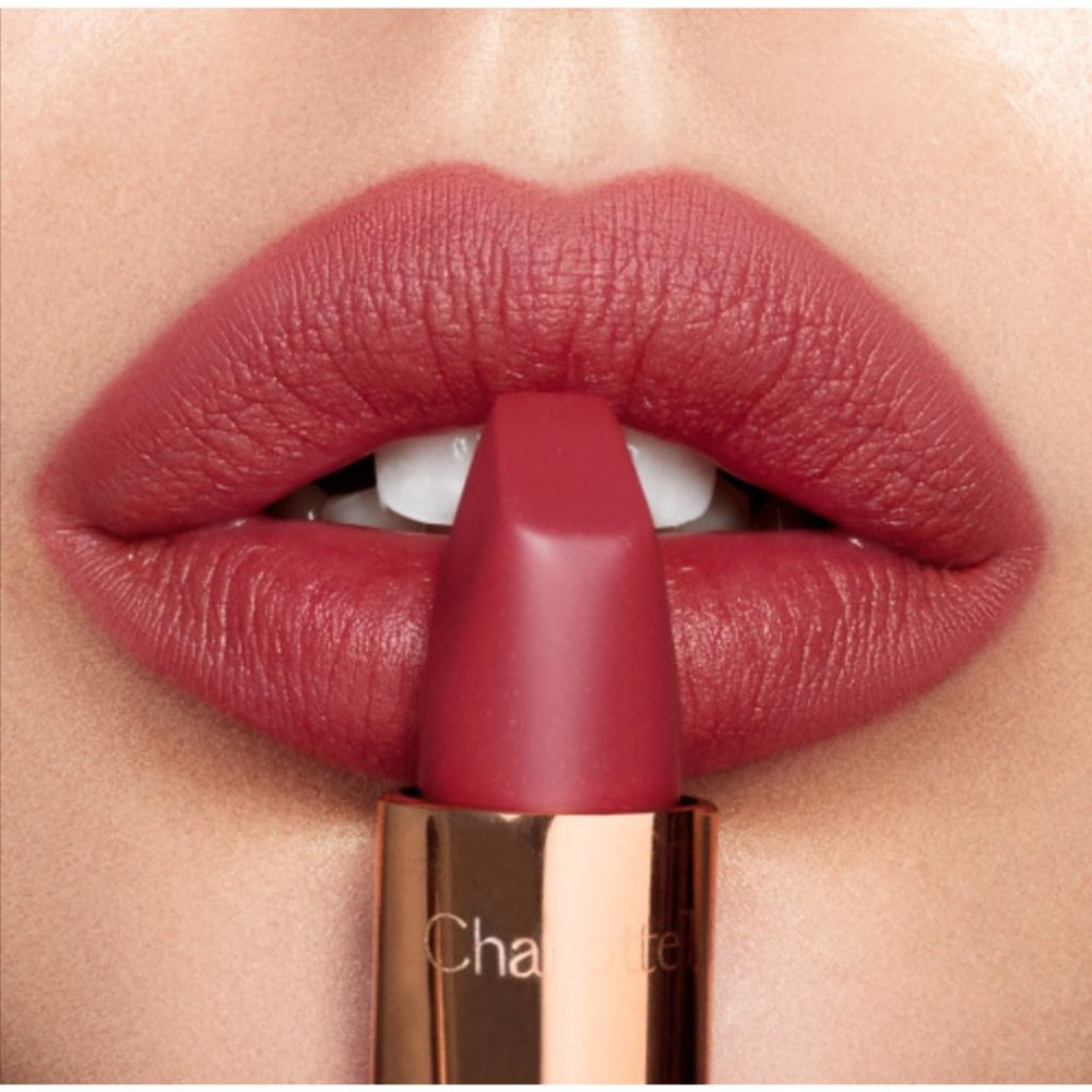 Charlotte Tilbury Bond Girl Matte Lipstick NWT - Picture 2 of 9